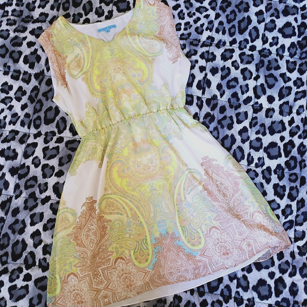 Women's spring yellow easter summer dress
